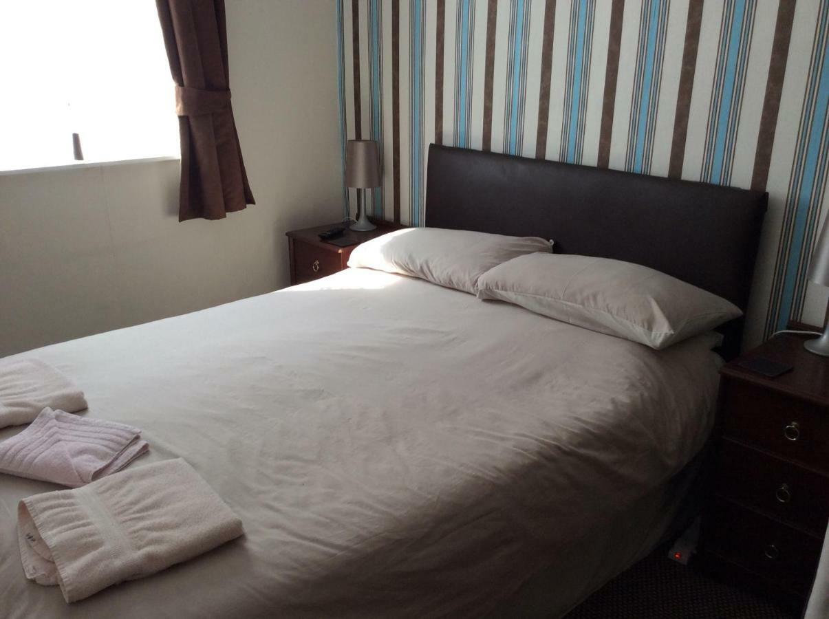 בלקפול Lynton Hotel מראה חיצוני תמונה