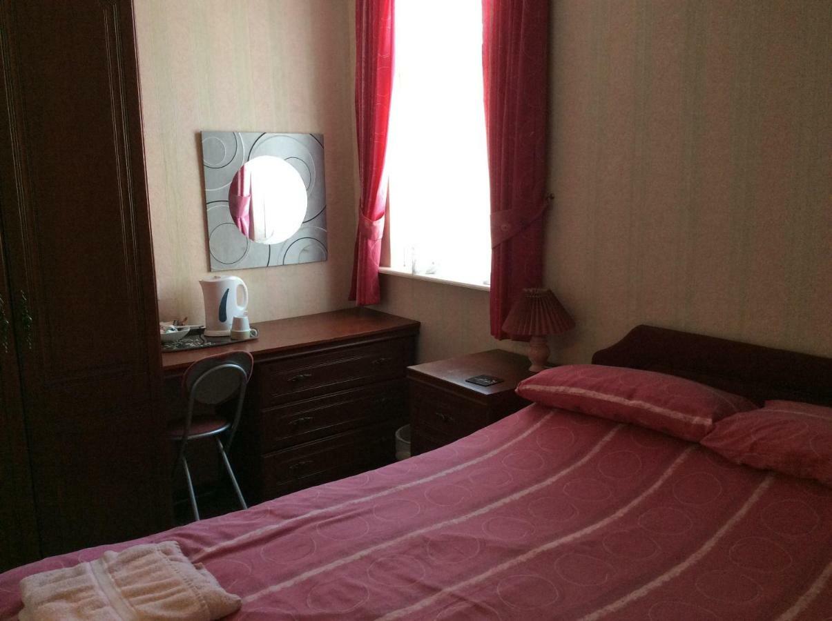 בלקפול Lynton Hotel מראה חיצוני תמונה